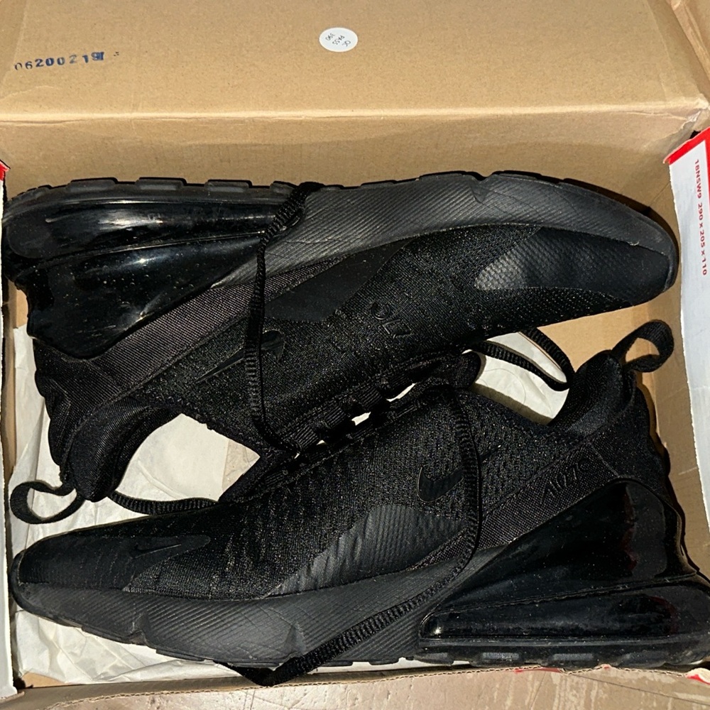 Nike Air Max 270 Black